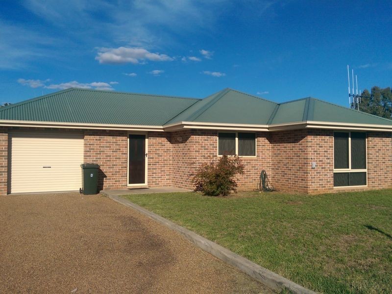 4/11A Maxwell Street, Wellington NSW 2820