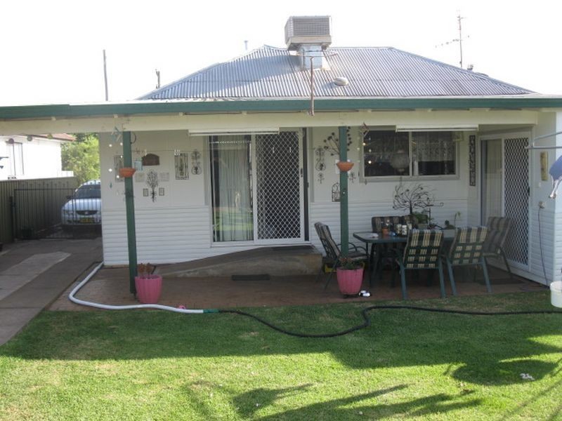 28 Short Street, Wellington NSW 2820