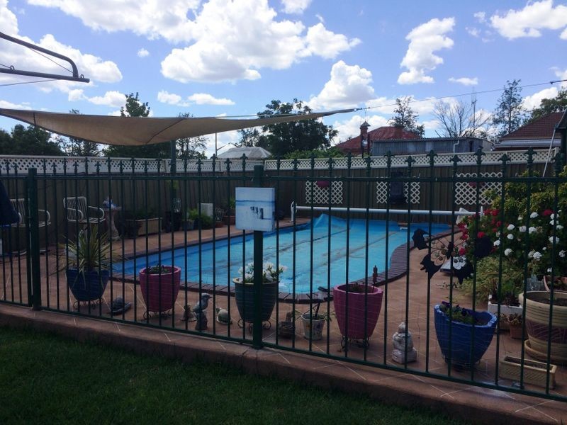 28 Short Street, Wellington NSW 2820
