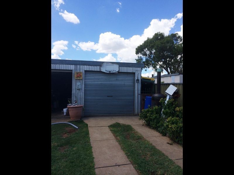 28 Short Street, Wellington NSW 2820