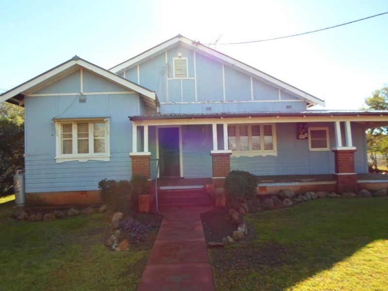 122 Swift Street, Wellington NSW 2820