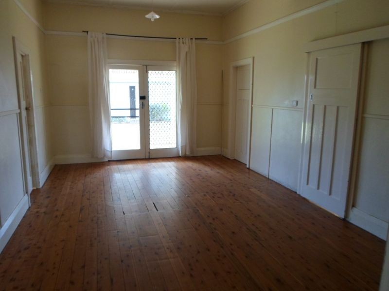 122 Swift Street, Wellington NSW 2820