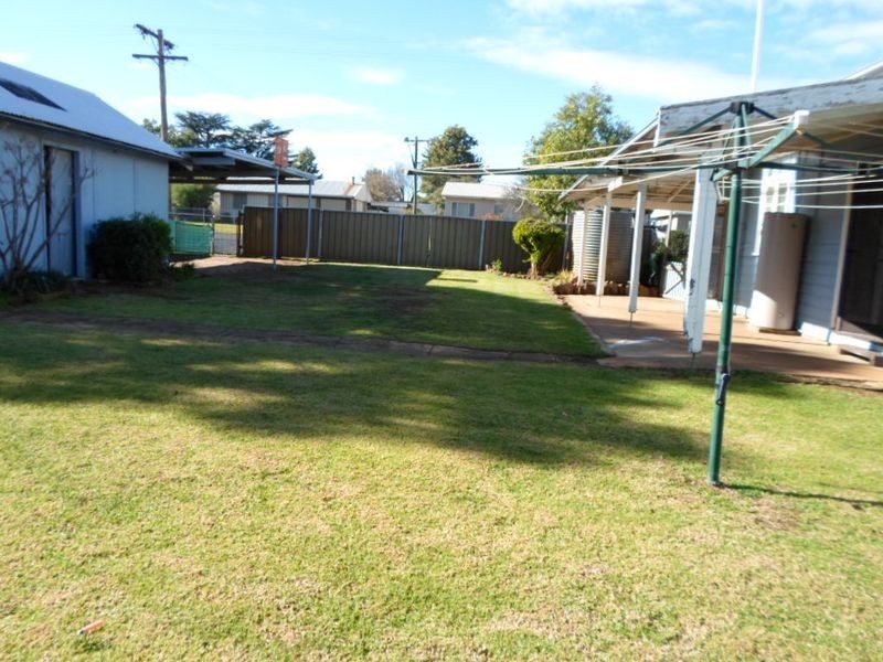 122 Swift Street, Wellington NSW 2820