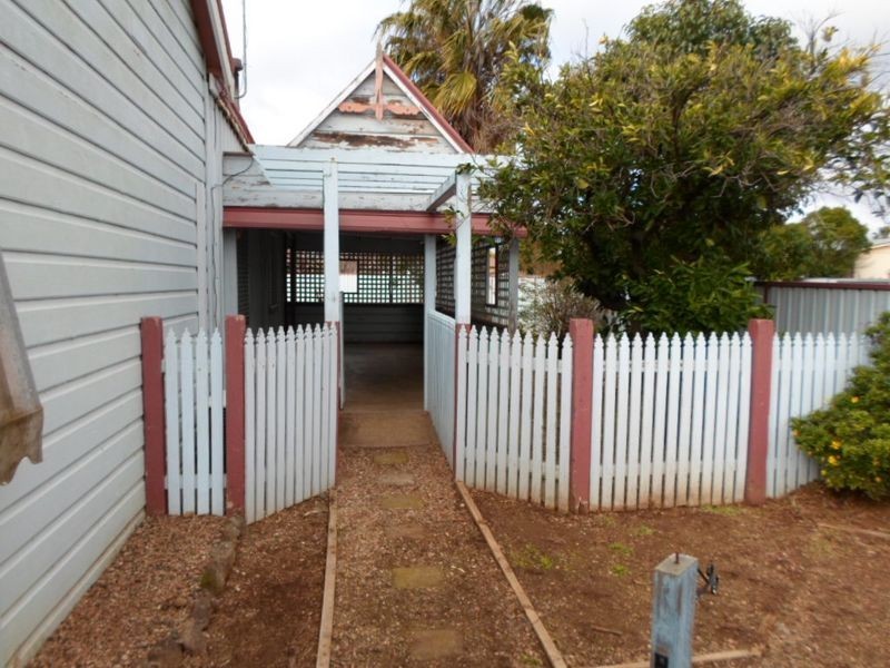 34 Arthur Street, Wellington NSW 2820