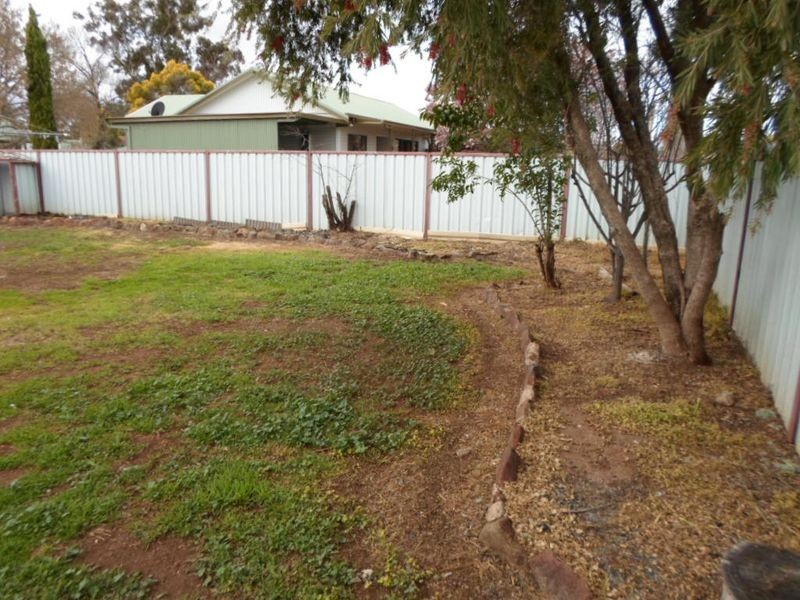 34 Arthur Street, Wellington NSW 2820