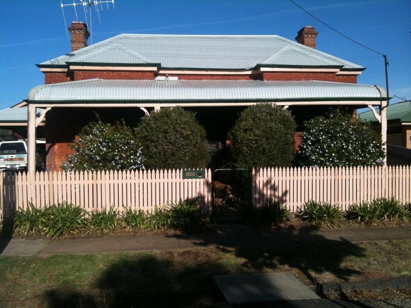 2 Percy Street, Wellington NSW 2820