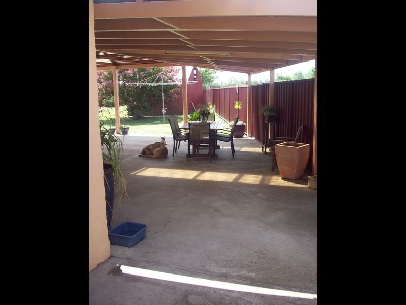 2 Percy Street, Wellington NSW 2820