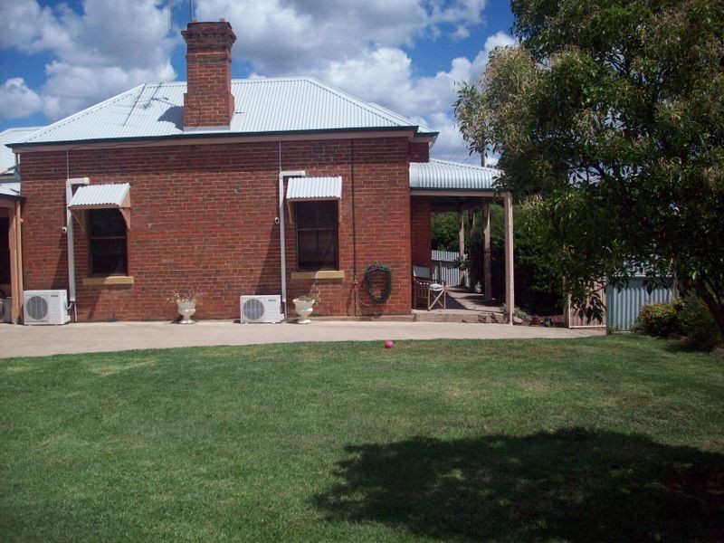 2 Percy Street, Wellington NSW 2820