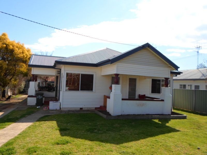 145 Percy Street, Wellington NSW 2820