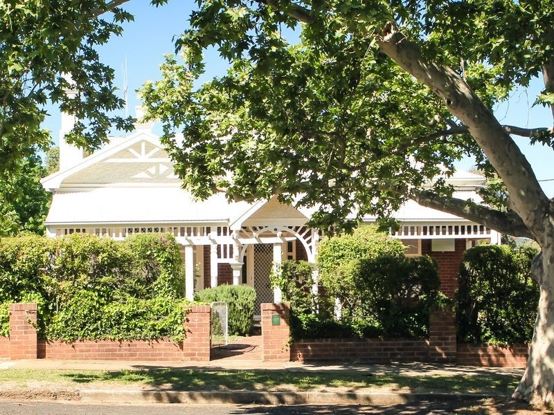 31 Maxwell Street, Wellington NSW 2820