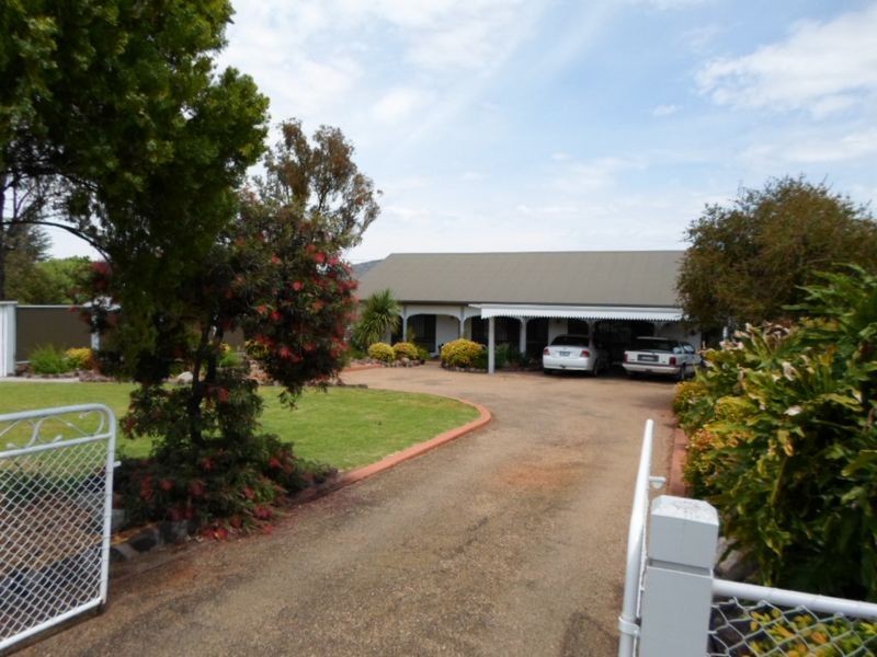 141 Simpson Street, Wellington NSW 2820