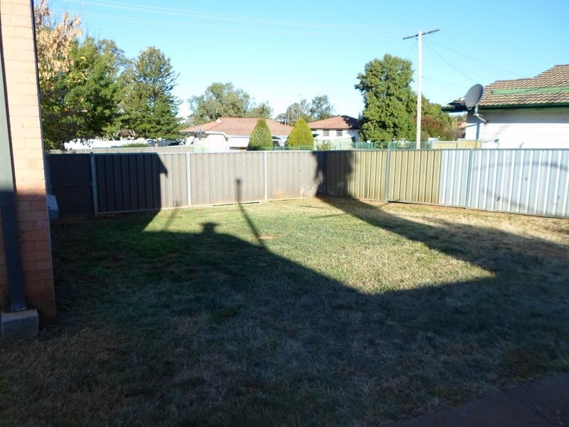 1 Walker Crescent, Wellington NSW 2820