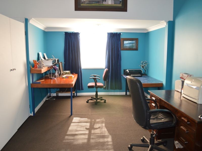 115 Gisborne Street, Wellington NSW 2820