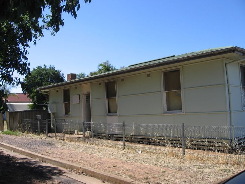 82 Pierce Street, Wellington NSW 2820