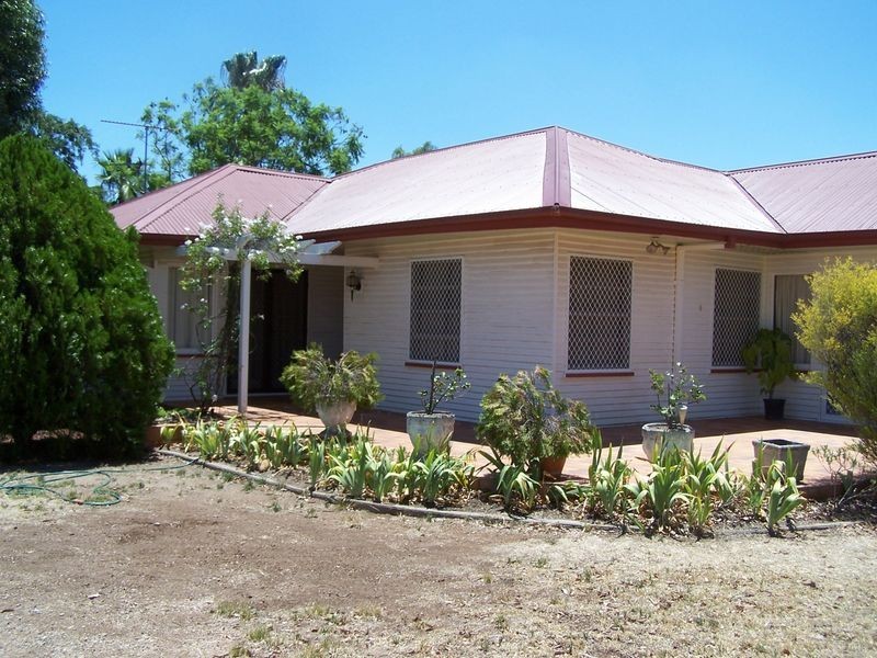 106 Warne Street, Wellington NSW 2820