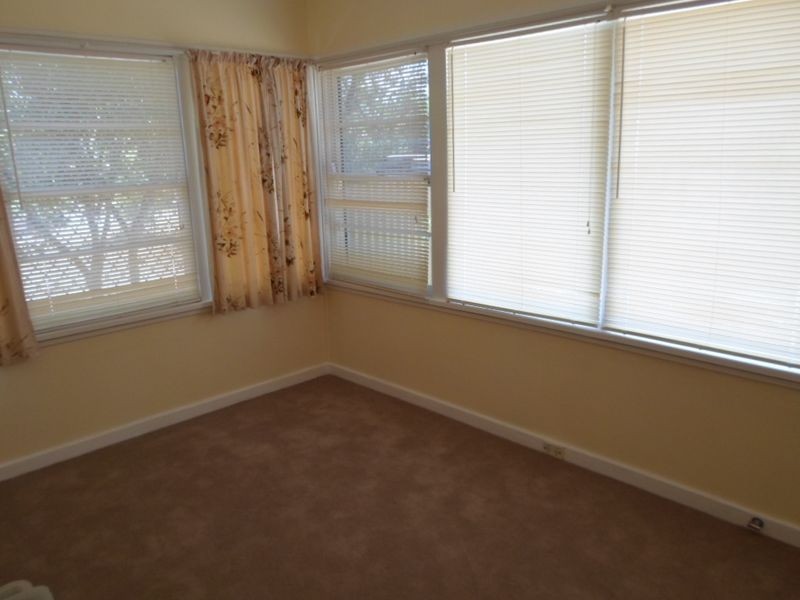 106 Warne Street, Wellington NSW 2820