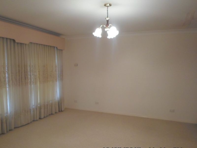 19 Melaleuca Drive, Wellington NSW 2820