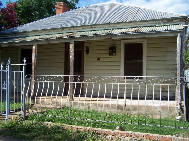 107 Maxwell Street, Wellington NSW 2820