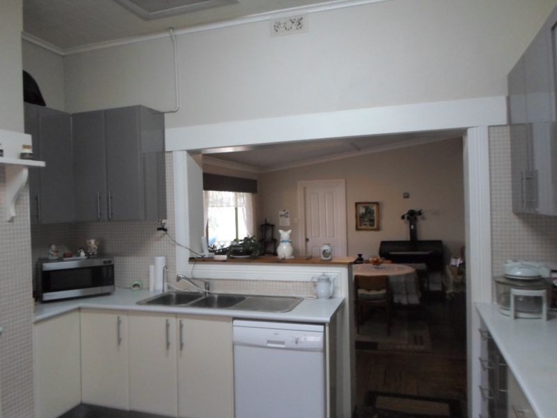 72 Gisborne Street, Wellington NSW 2820