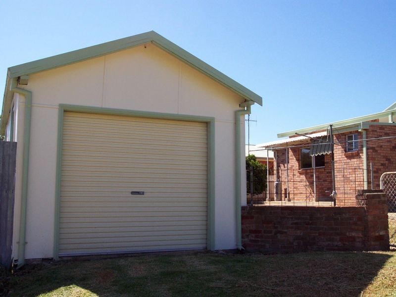 26 Gobolion Street, Wellington NSW 2820