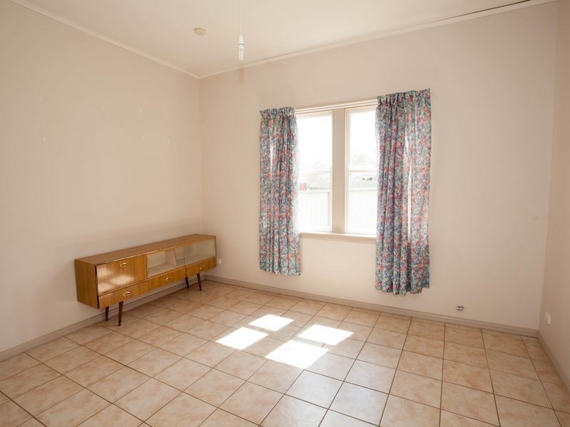 94 Maughan Street, Wellington NSW 2820