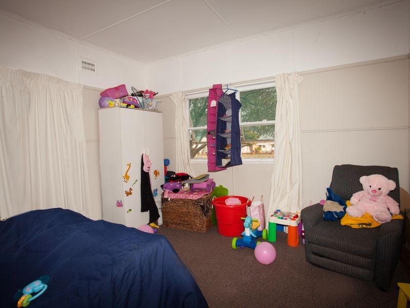 100 Simpson Street, Wellington NSW 2820