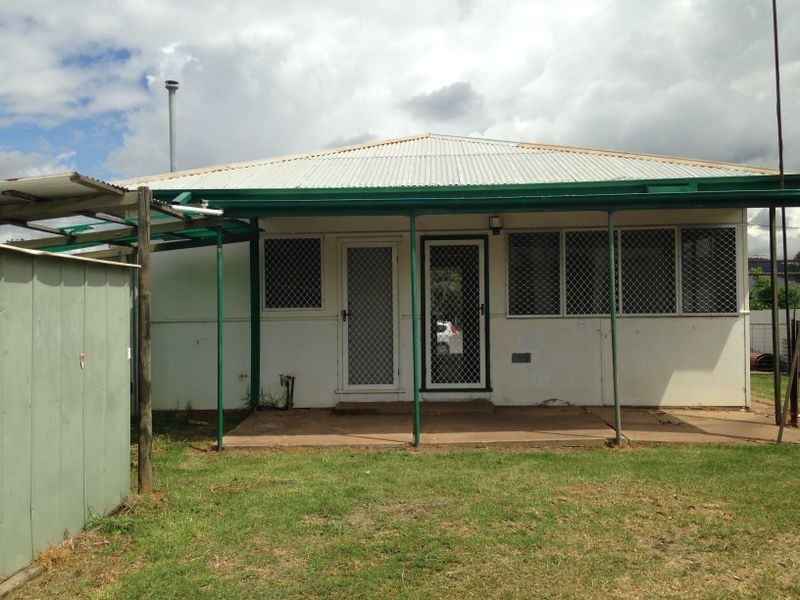 140 Pierce Street, Wellington NSW 2820