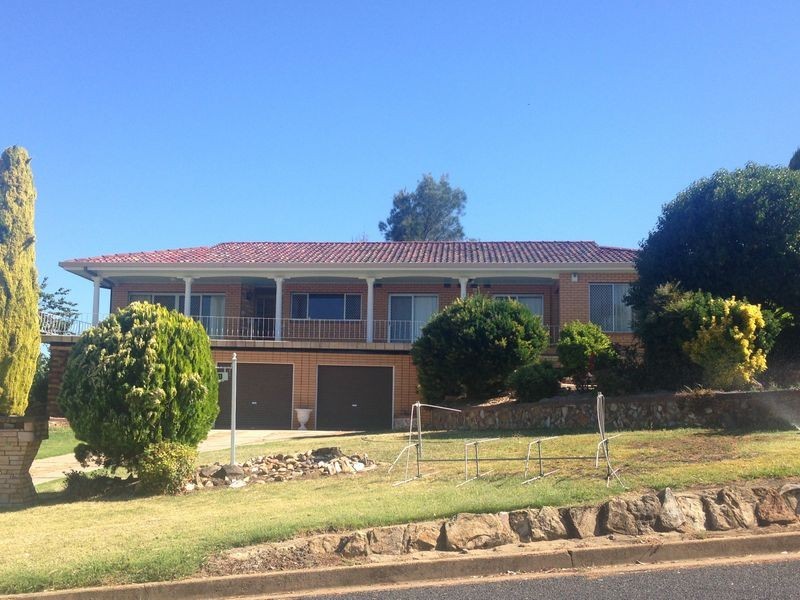 11 Riverview Avenue, Wellington NSW 2820