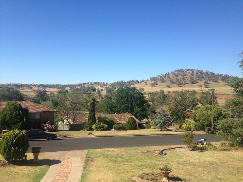 11 Riverview Avenue, Wellington NSW 2820