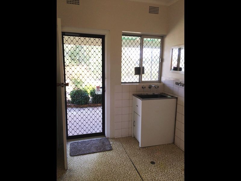 11 Riverview Avenue, Wellington NSW 2820