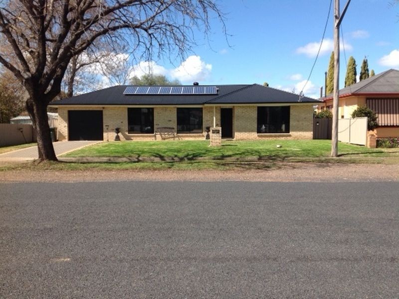 40 Raymond Street, Wellington NSW 2820