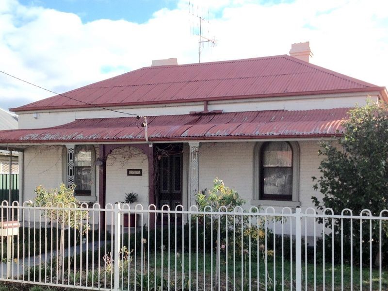 96 Warne Street, Wellington NSW 2820