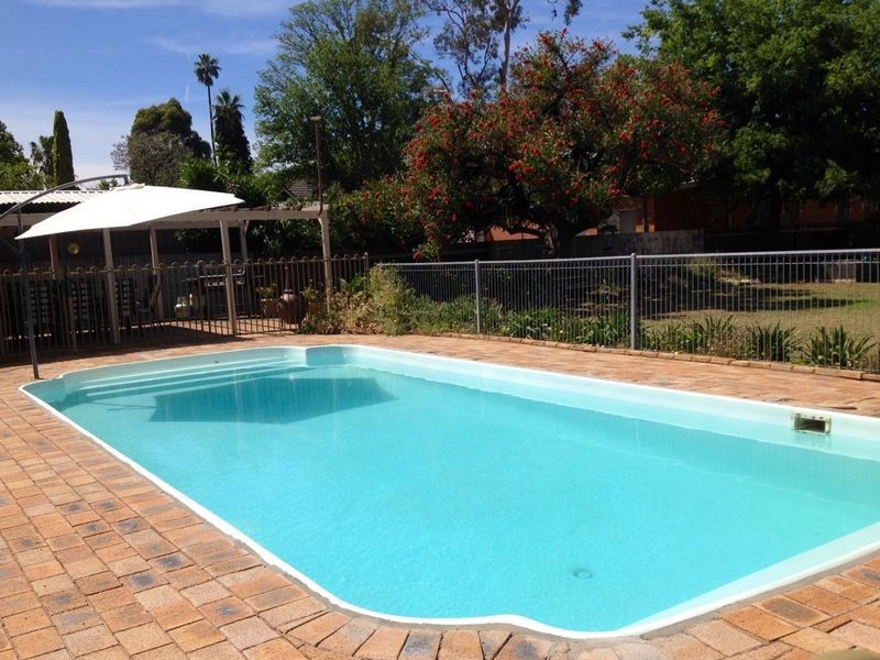 96 Warne Street, Wellington NSW 2820