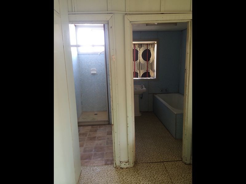 11 Lachlan Street, Yeoval NSW 2868