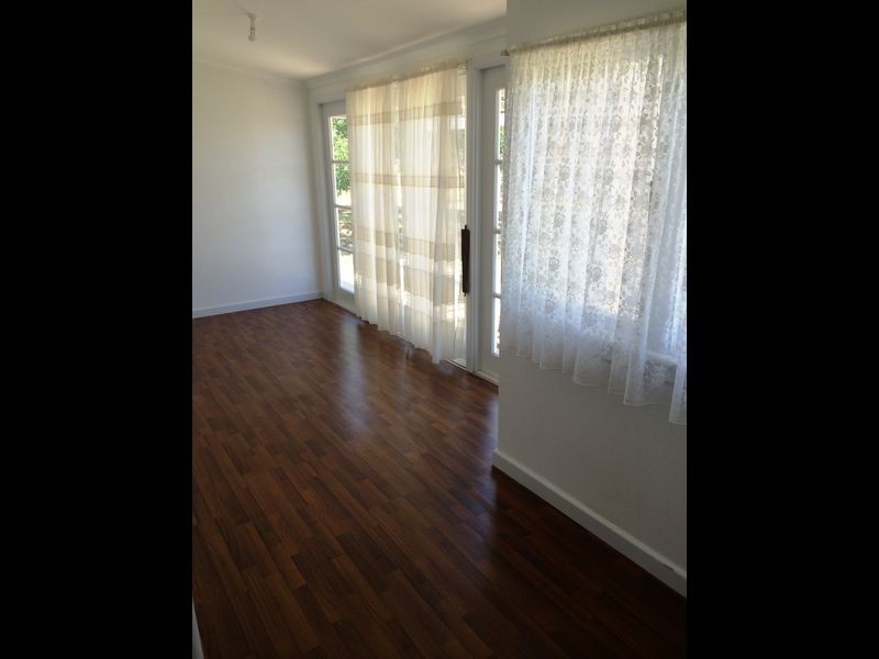 7 Samuel Street, Wellington NSW 2820