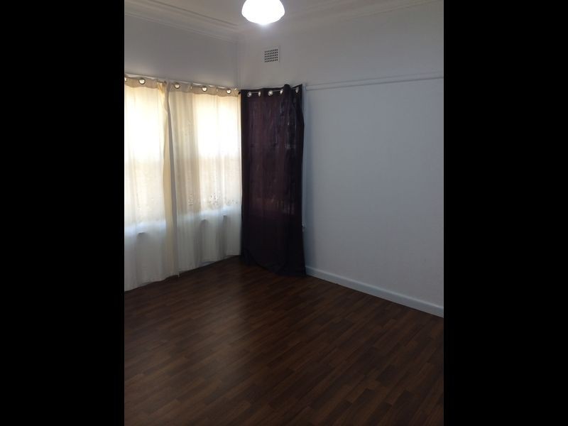 7 Samuel Street, Wellington NSW 2820