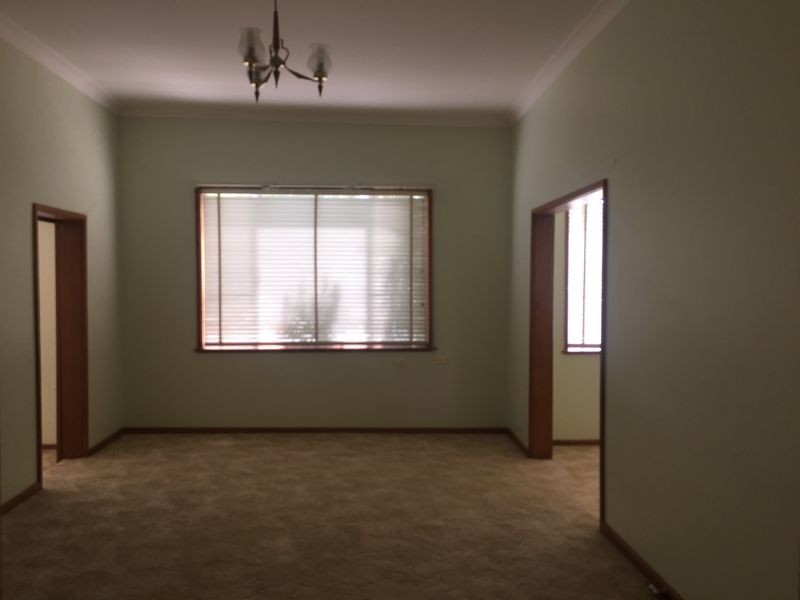 68 Maxwell Street, Wellington NSW 2820