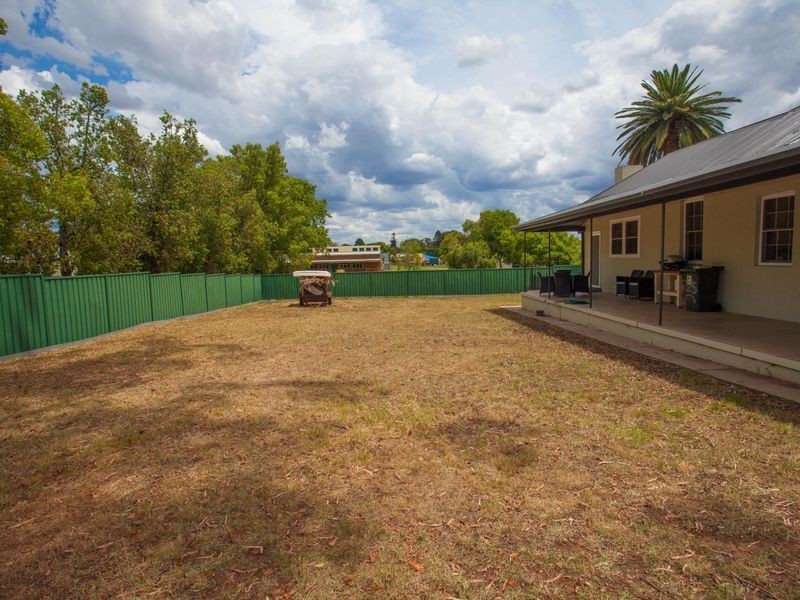 49 Gisborne Street, Wellington NSW 2820