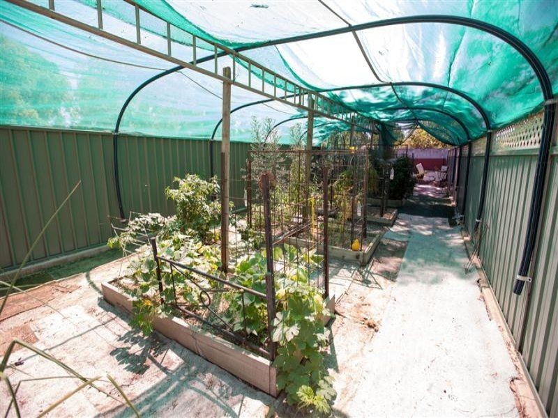 4 Warne Street, Wellington NSW 2820