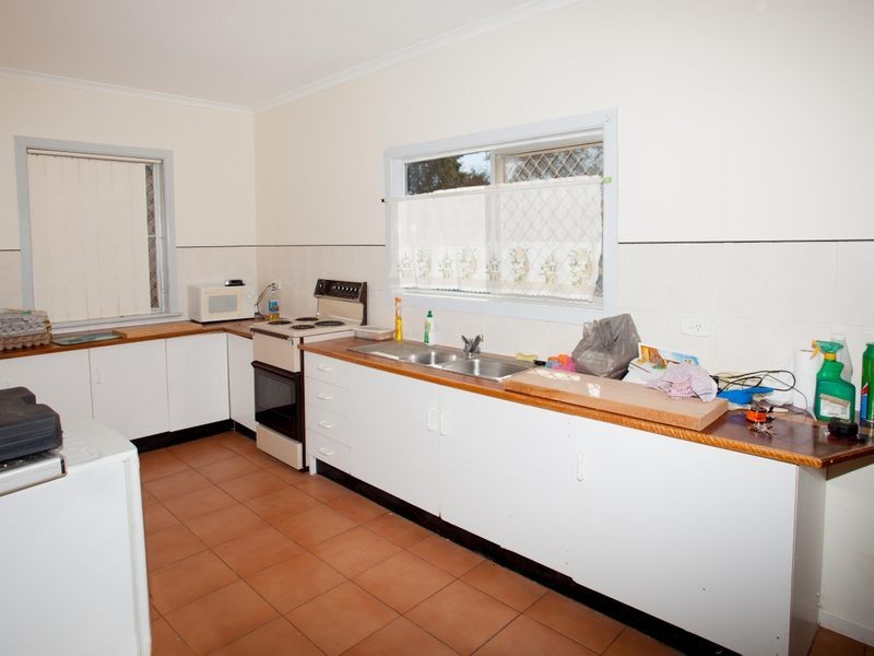 10 Short Street, Wellington NSW 2820