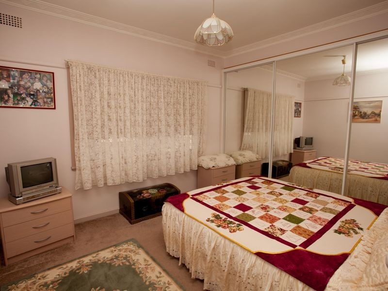 23 Raymond Street, Wellington NSW 2820