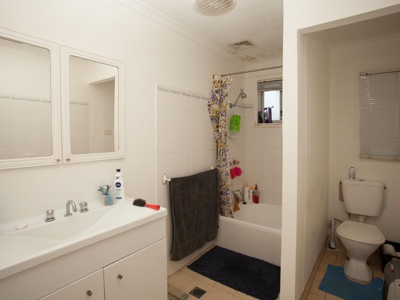8 Queen Street, Wellington NSW 2820