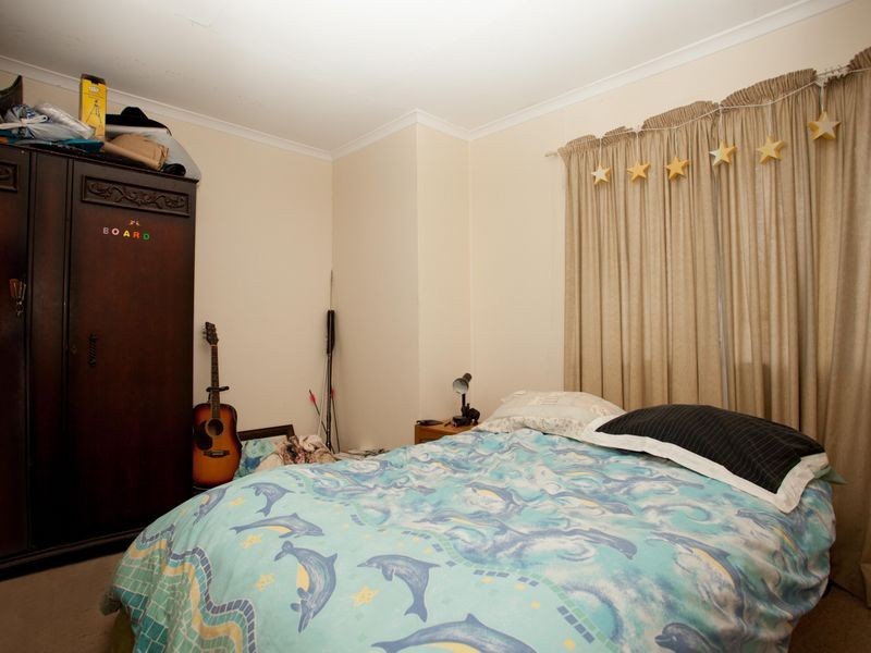 8 Queen Street, Wellington NSW 2820