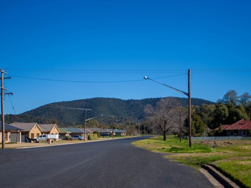 26 Gobolion Street, Wellington NSW 2820