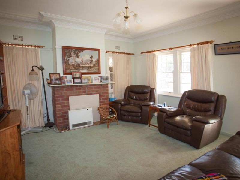 31 Simpson Street, Wellington NSW 2820