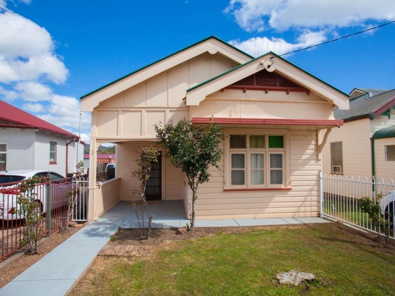 137 Percy Street, Wellington NSW 2820