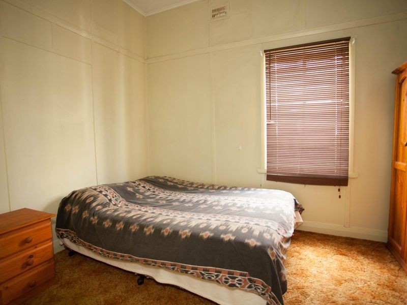 137 Percy Street, Wellington NSW 2820