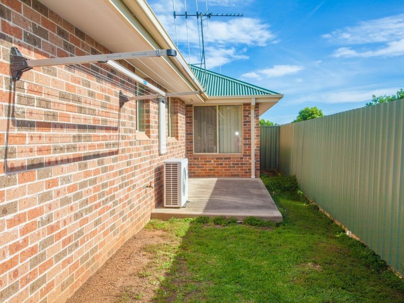 1/11A Maxwell Street, Wellington NSW 2820