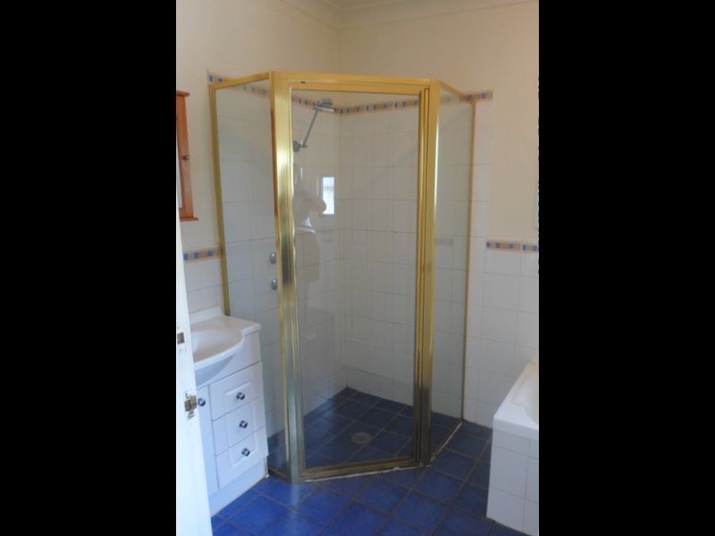 27 Gobolion Street, Wellington NSW 2820