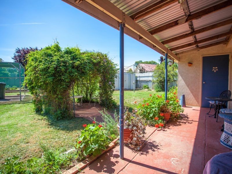 8 Kennard Street, Wellington NSW 2820